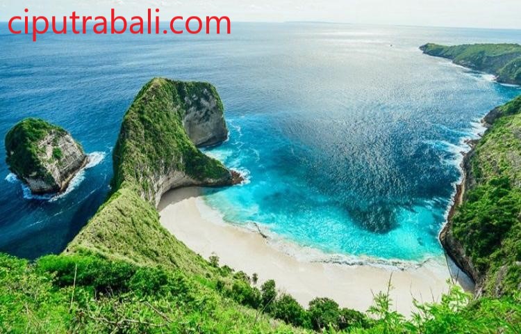 Keindahan Alam di Pantai Nusa Dua